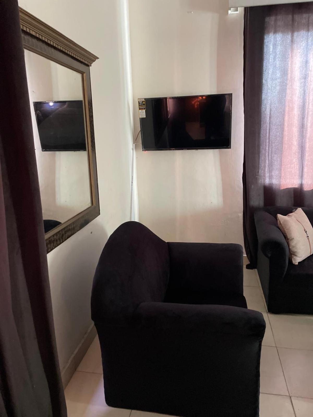 לאהור Country Club Motel מראה חיצוני תמונה